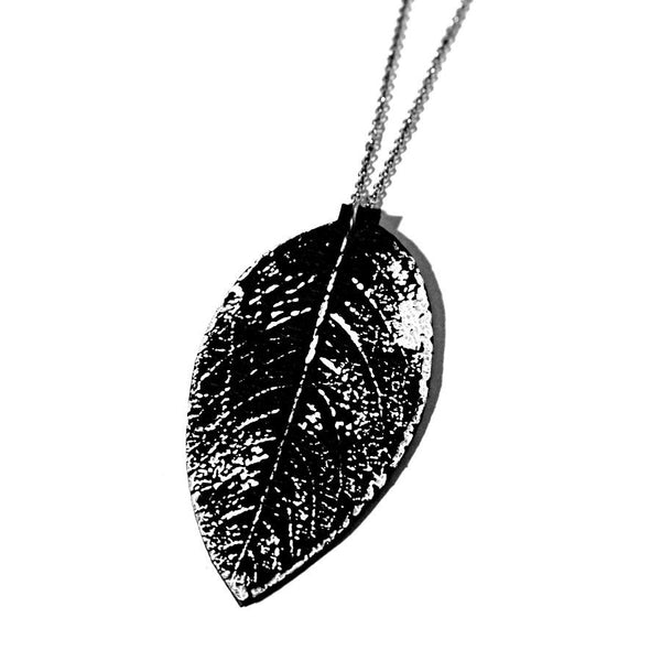 recycle leather leaf necklace